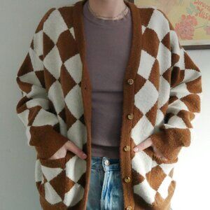Dazy Oversized Brown and White Cardigan, size Small